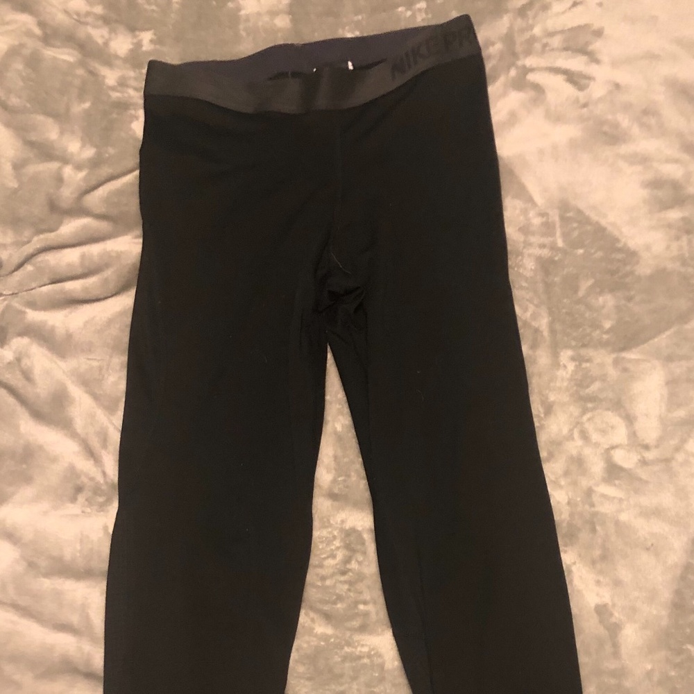 Nike pro leggings size medium black